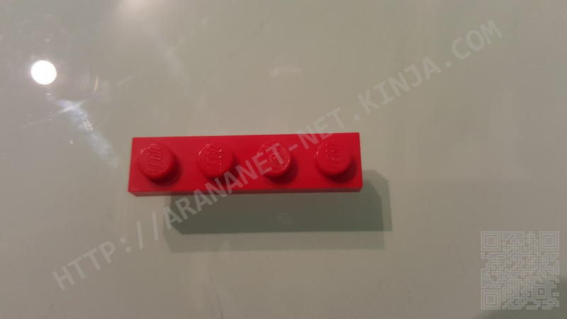 Illustration for article titled NesPI - La caja para la Raspberry PI 2 con forma de Nintendo Nes hecha con piezas de LEGO